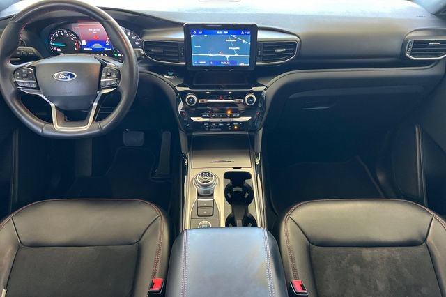 Used 2022 Ford Explorer ST-Line w/ Class IV Trailer Tow Package AWD/4WD image 16
