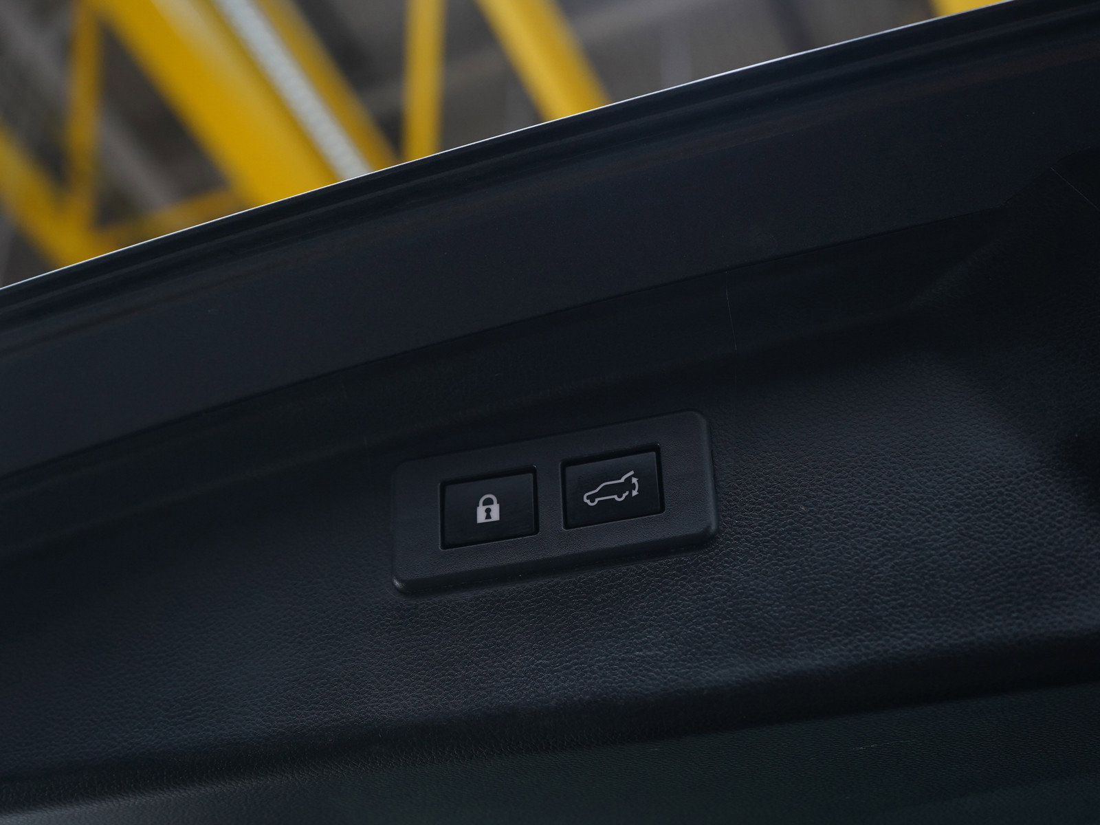 Used 2020 Subaru Outback Limited image 17