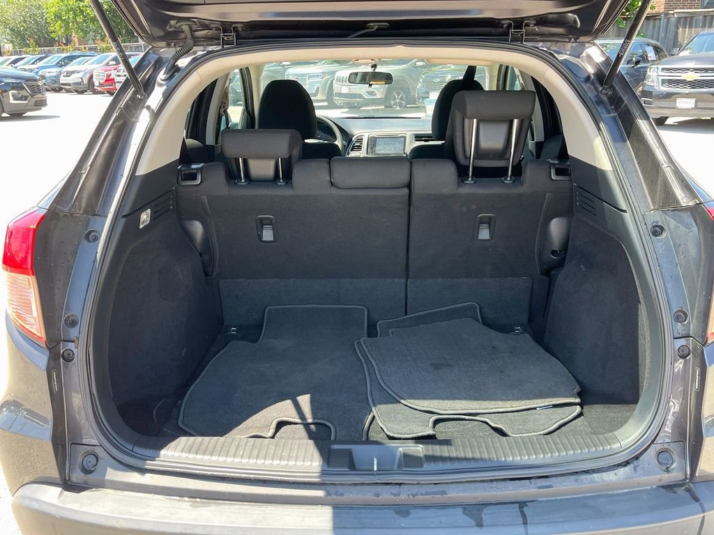 Used 2018 Honda HR-V EX image 25