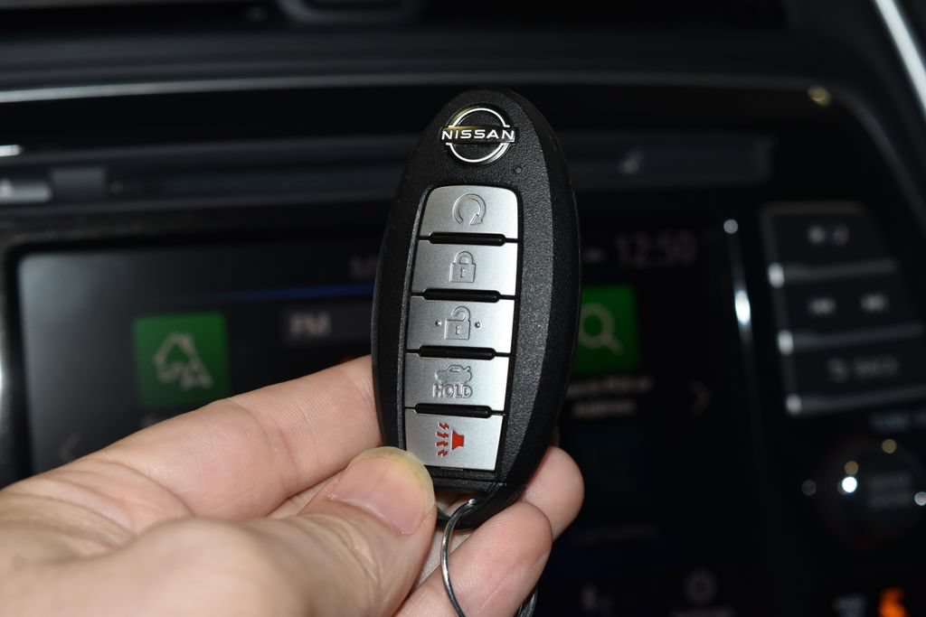 Certified 2023 Nissan Maxima Platinum w/ Sport Mat Group FWD image 16