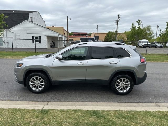 Used 2019 Jeep Cherokee Latitude w/ Cold Weather Group AWD/4WD image 27