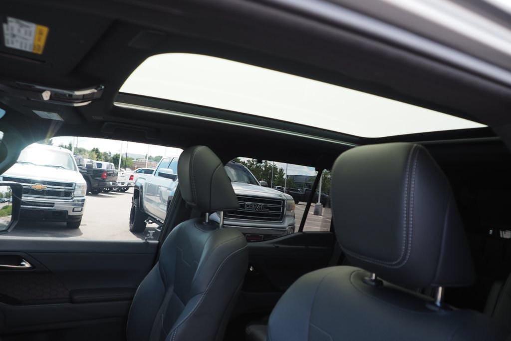 Used 2025 Lexus GX 550 w/ Accessory Package (31) AWD/4WD image 27