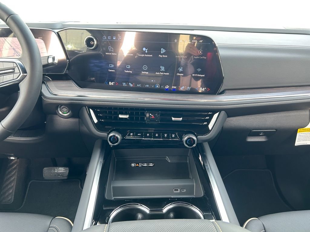 New 2026 Chevrolet Suburban Premier image 12