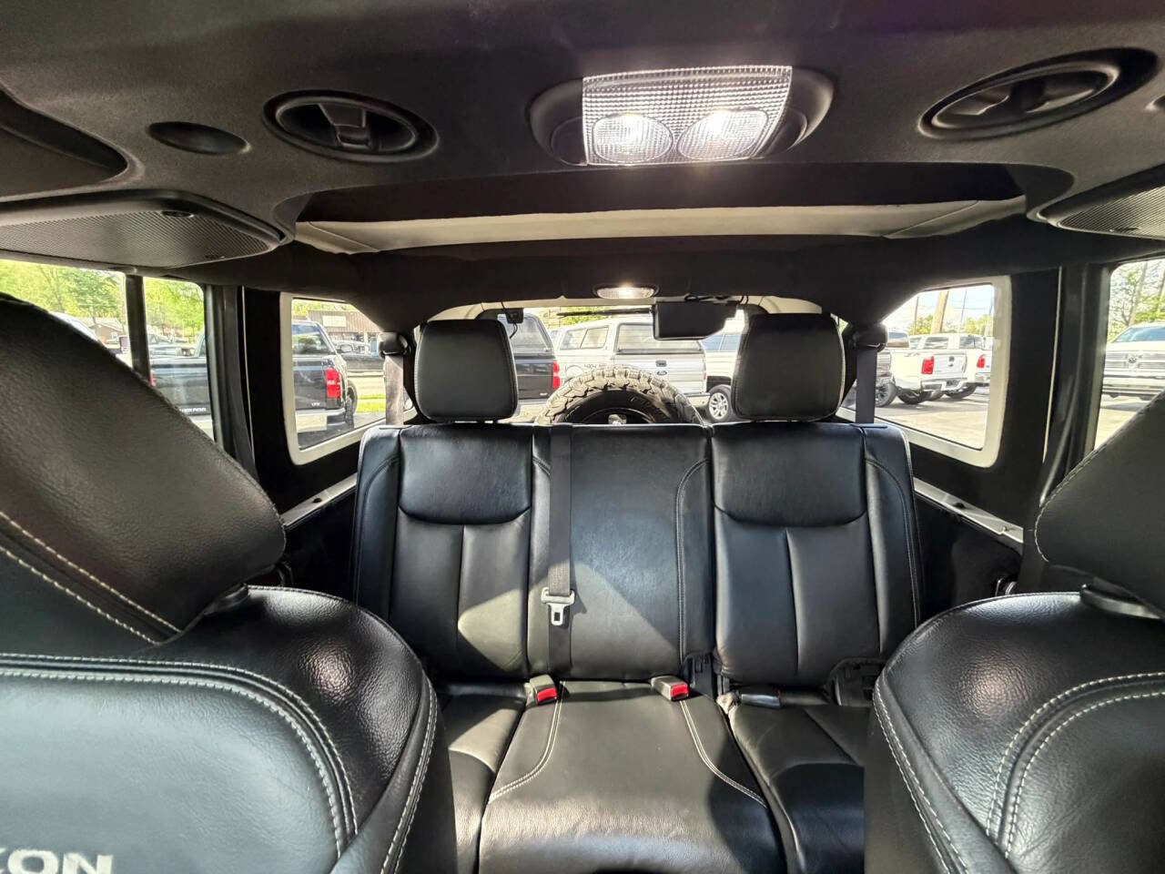 Used 2016 Jeep Wrangler Unlimited Rubicon image 51