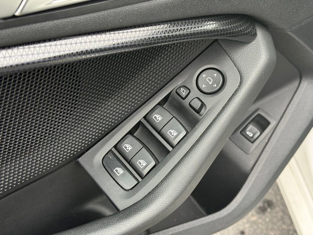 Used 2023 BMW 228i xDrive Gran Coupe w/ Convenience Package image 10