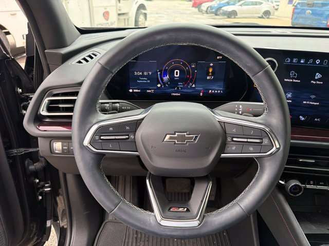 Used 2024 Chevrolet Traverse Z71 AWD/4WD image 21