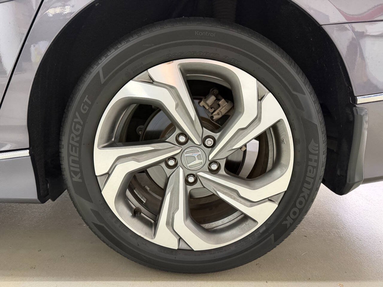 Used 2019 Honda Accord EX-L image 30