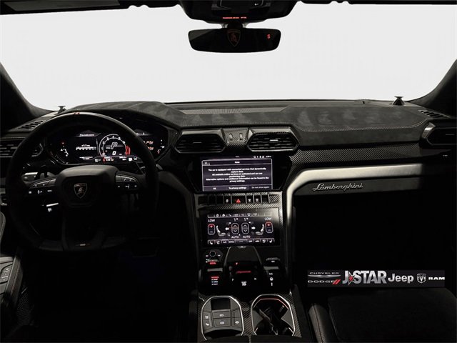 Used 2023 Lamborghini Urus Performante image 11