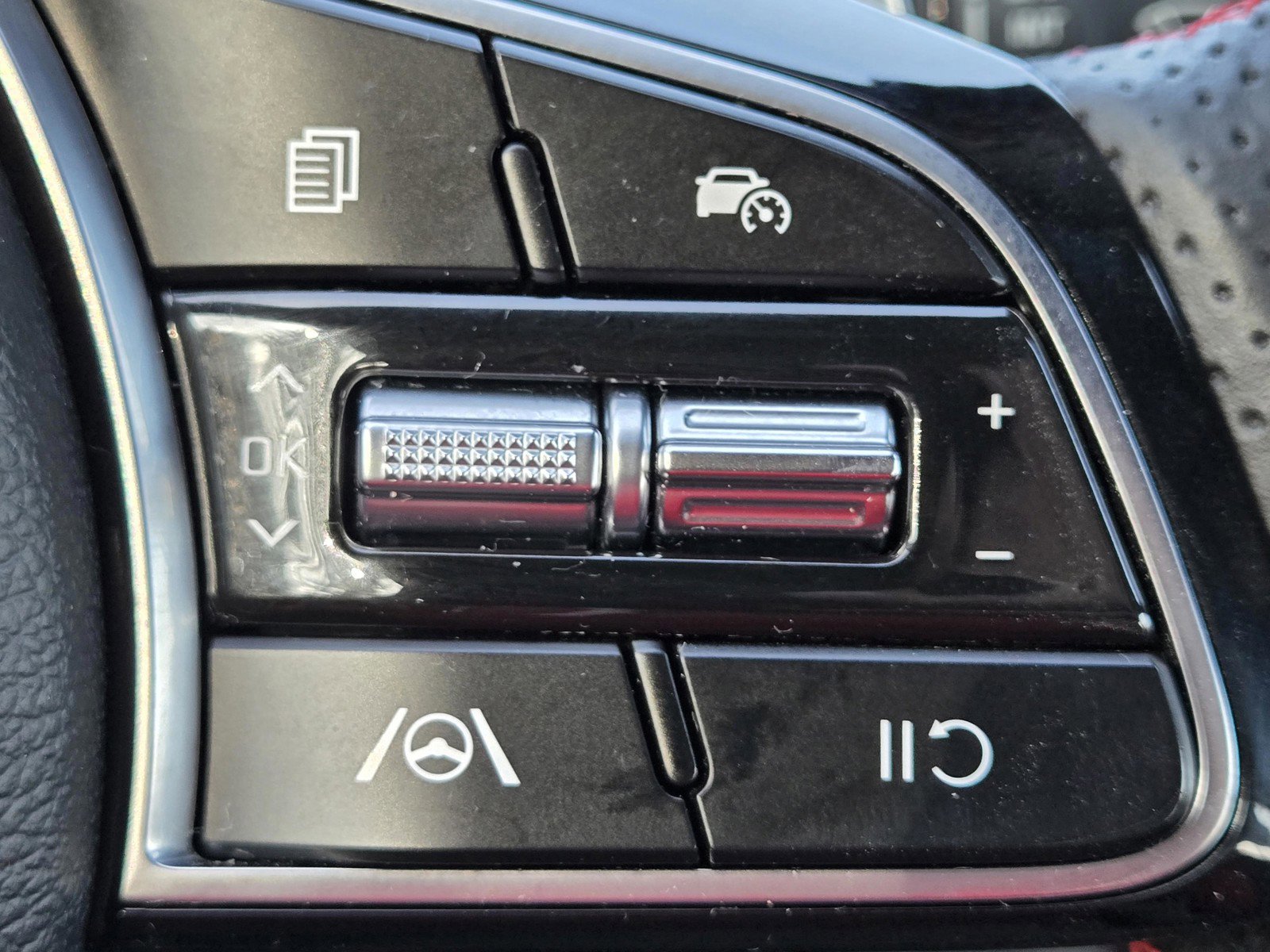 Certified 2022 Kia Forte GT image 19