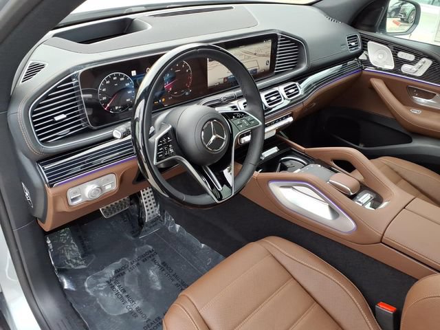 New 2026 Mercedes-Benz GLS 580 4MATIC image 12