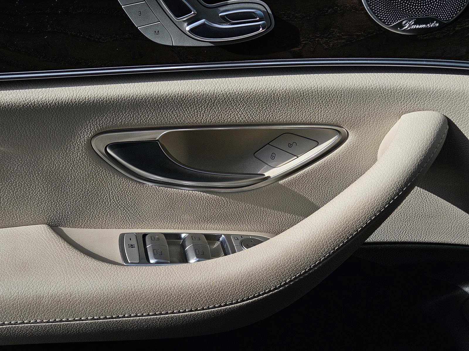 Used 2017 Mercedes-Benz E 300 image 25