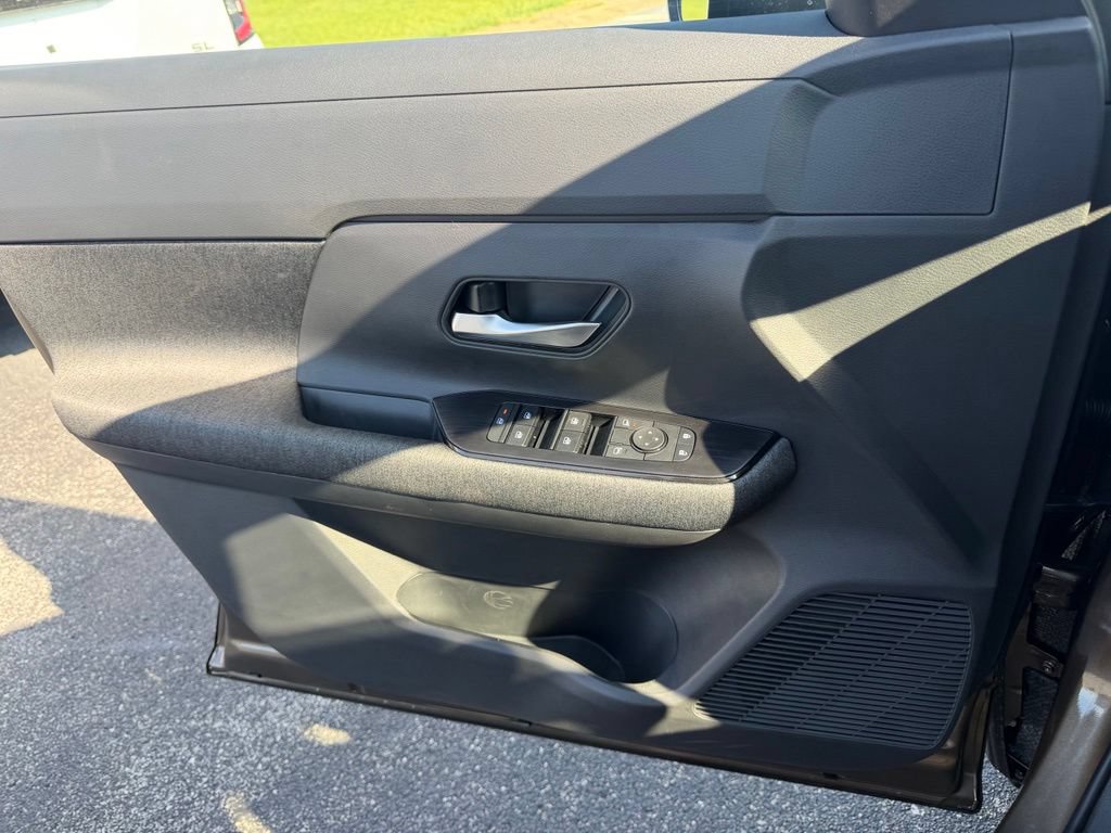 New 2026 Nissan Kicks SV w/ Cold Weather Package FWD image 11