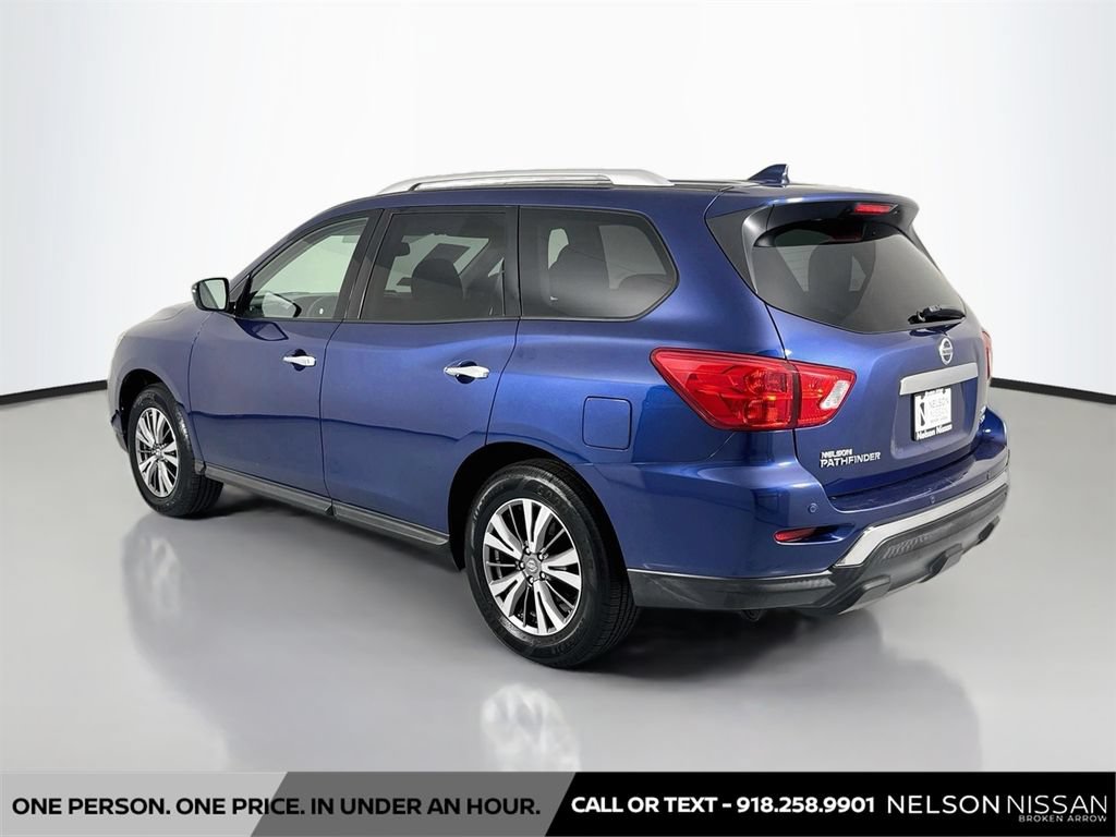 Used 2019 Nissan Pathfinder SV AWD/4WD image 6