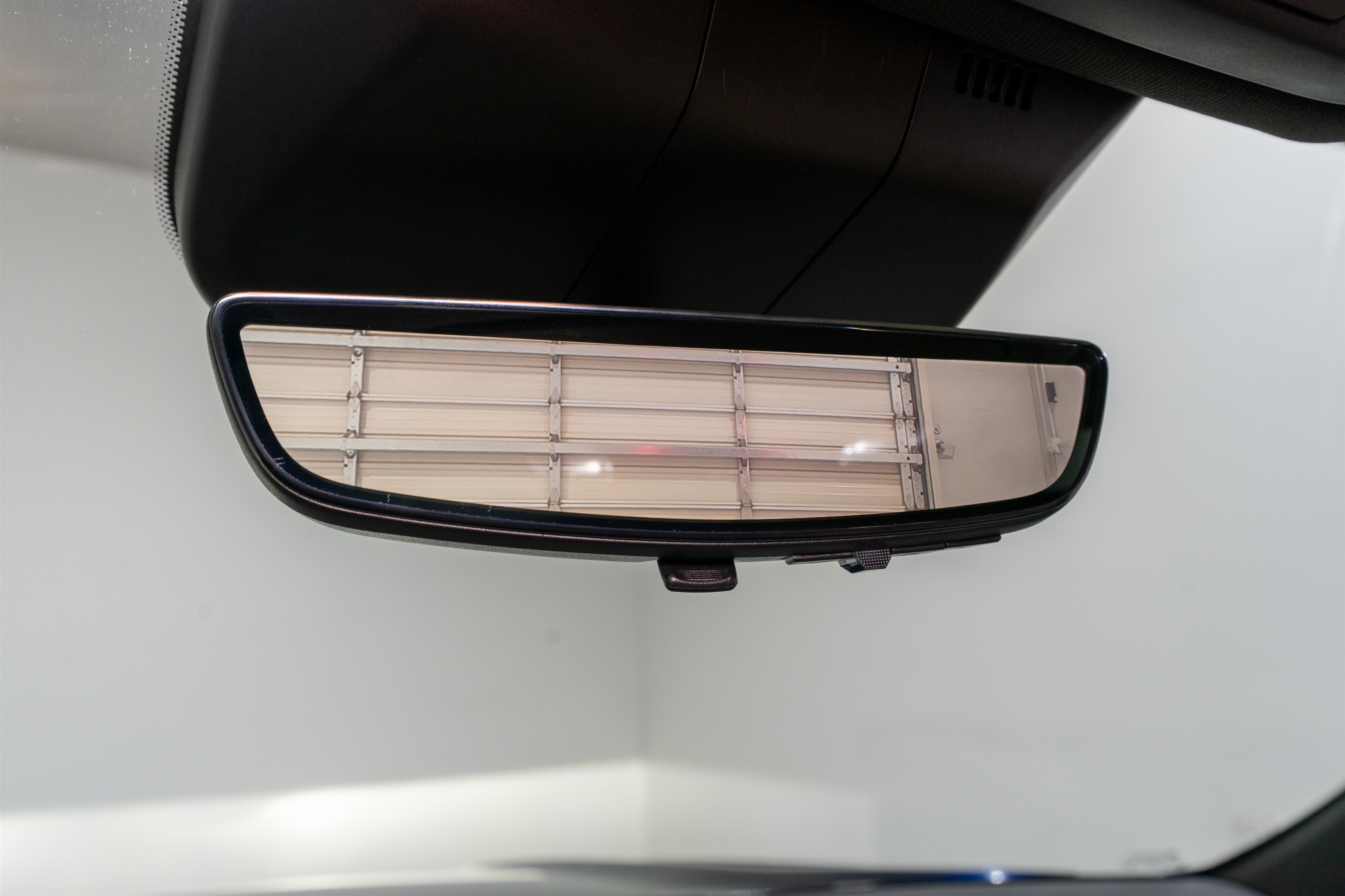 Used 2021 Cadillac Escalade Premium Luxury w/ Driver Assist Tech Package image 19