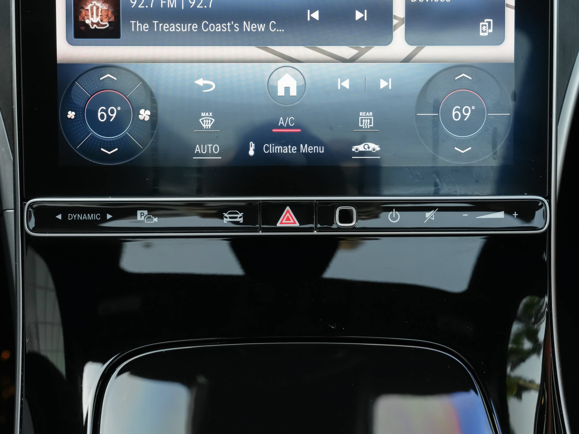 Used 2024 Mercedes-Benz C 300 Sedan image 16