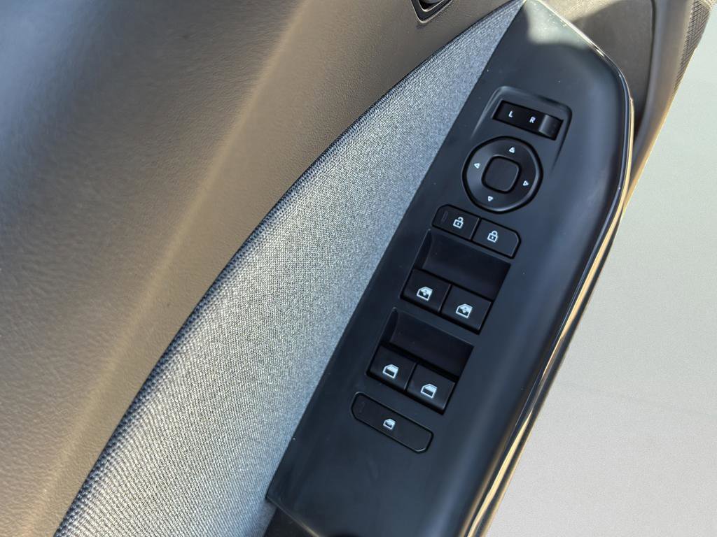 Certified 2025 Kia K4 EX FWD image 19