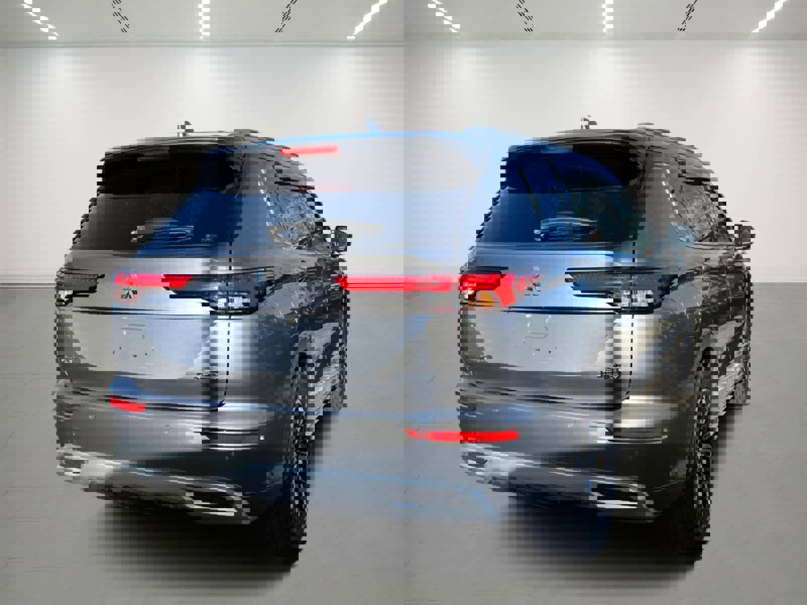 Used 2023 Mitsubishi Outlander SEL image 6