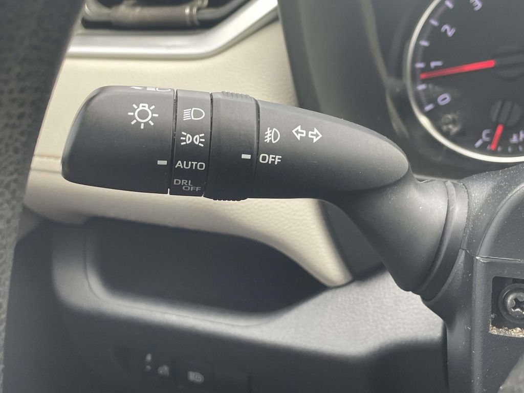 Used 2019 Toyota RAV4 XLE image 29