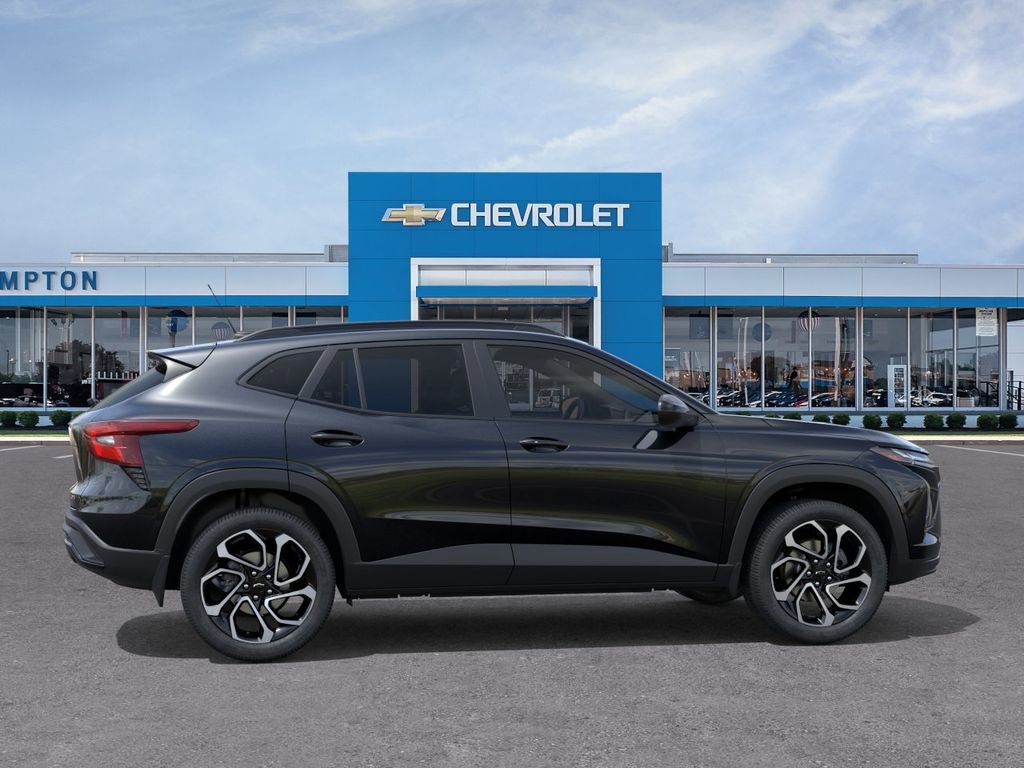 New 2026 Chevrolet Trax RS w/ Driver Confidence Package FWD image 5