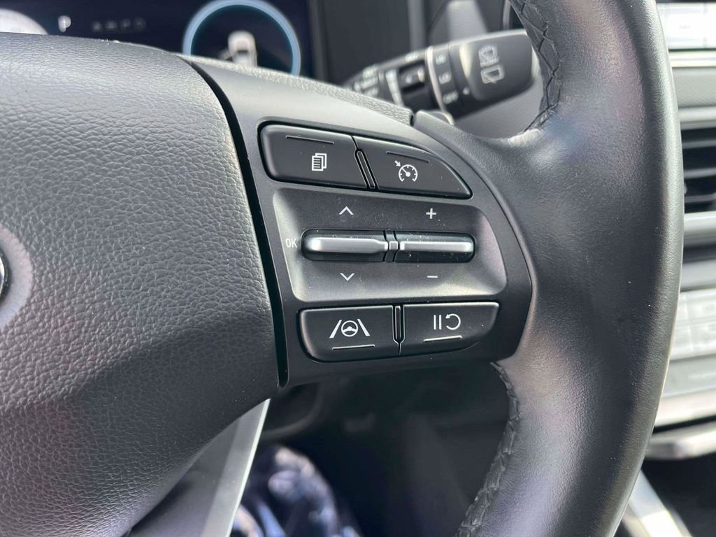 Used 2023 Hyundai Kona SEL image 19