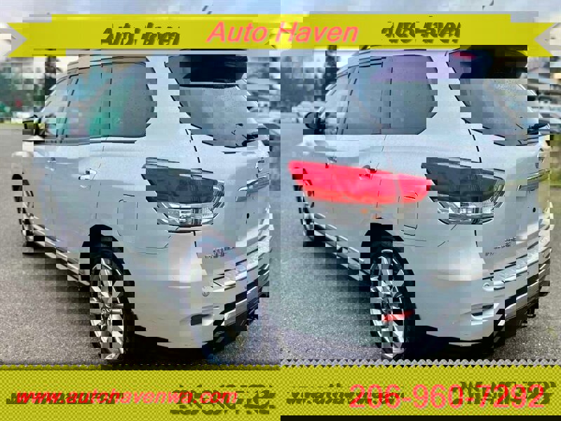 Used 2014 Nissan Pathfinder Platinum w/ Platinum Premium Package image 5