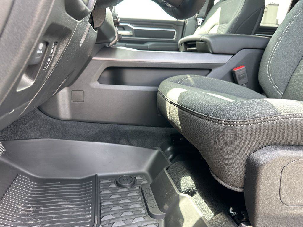 New 2026 RAM 1500 Big Horn AWD/4WD image 28