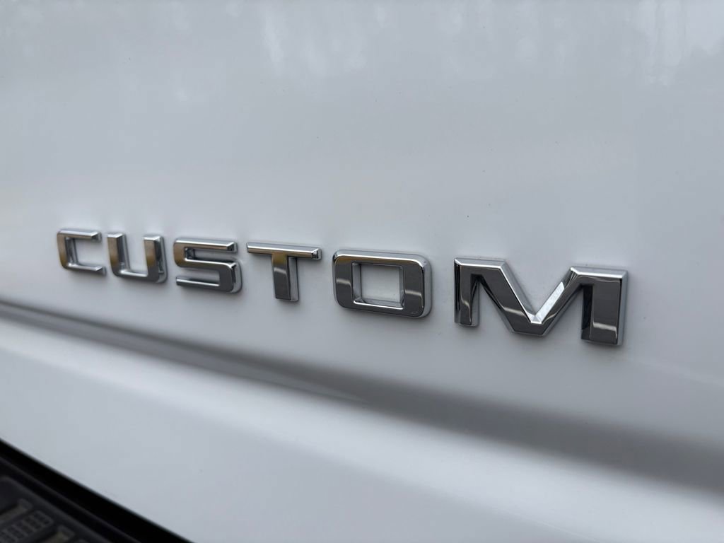 New 2025 Chevrolet Silverado 2500 Custom w/ Custom Value Package image 9