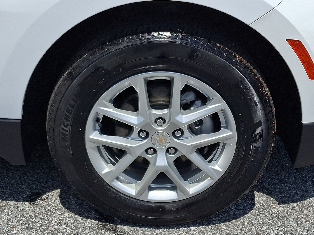Used 2023 Chevrolet Equinox LT FWD image 8