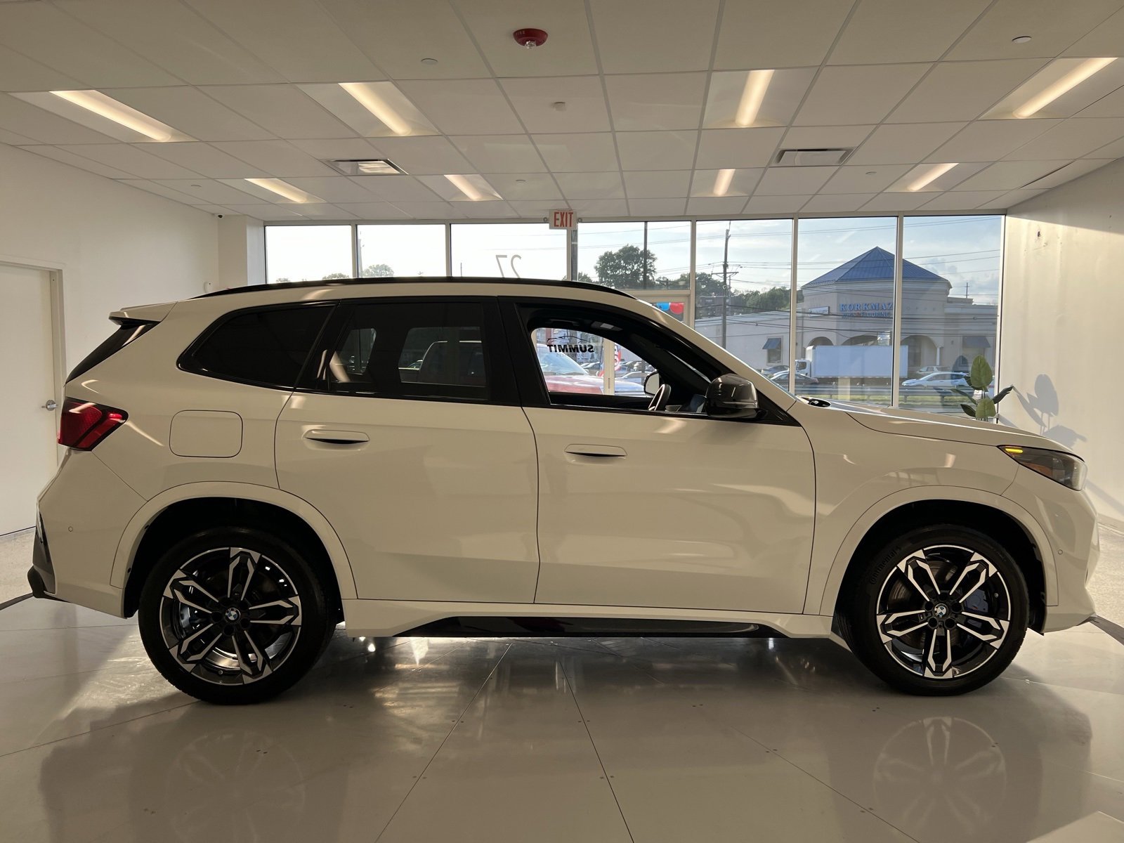 Used 2024 BMW X1 M35i w/ Premium Package image 71