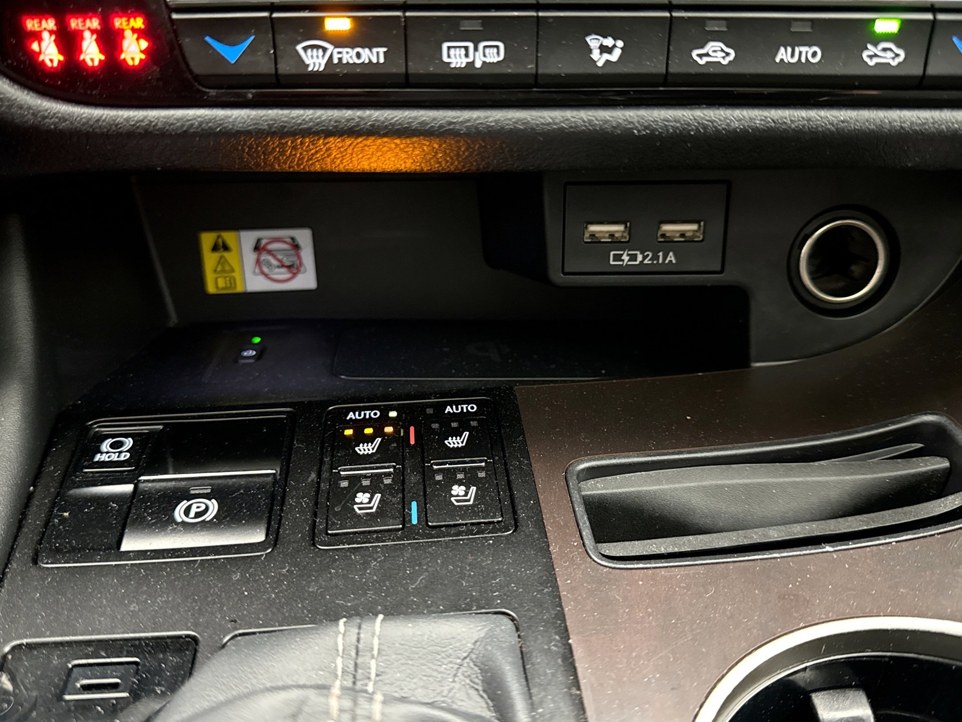 Used 2022 Lexus RX 350 350 4WD NAV image 17