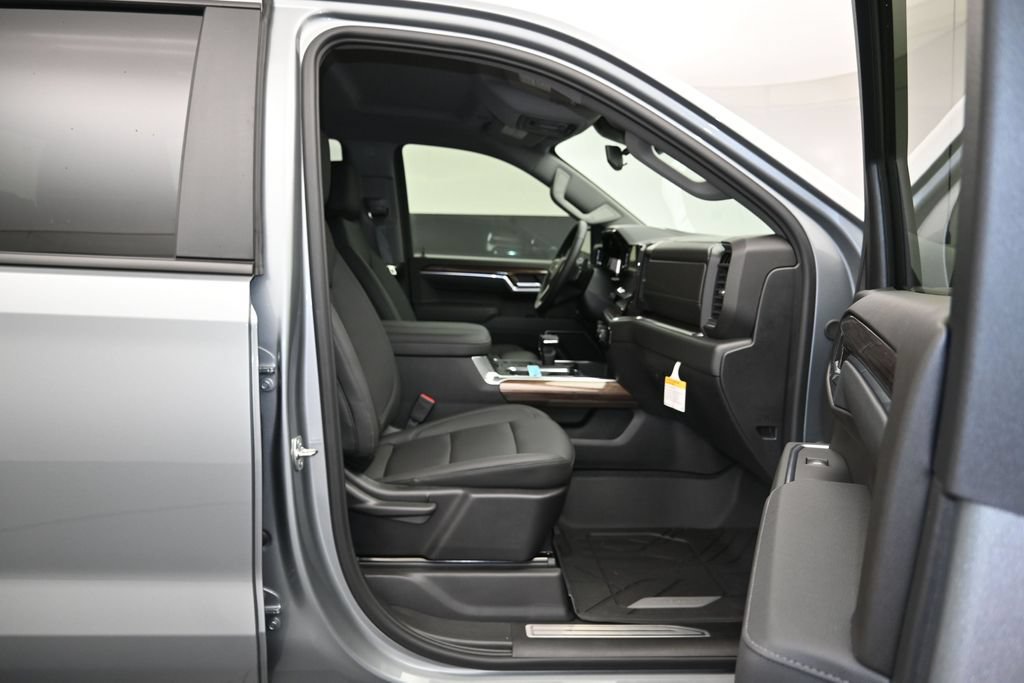 New 2026 Chevrolet Silverado 1500 LT w/ All Star Edition Plus AWD/4WD image 28