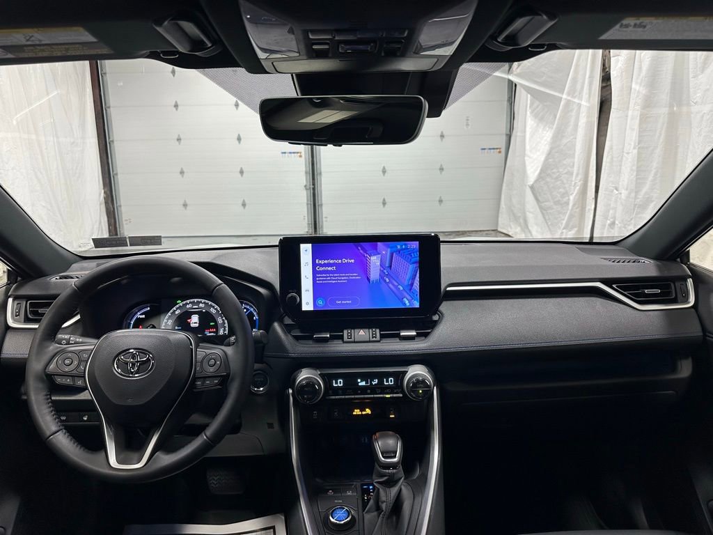 Used 2025 Toyota RAV4 XSE w/ Weather Package image 43