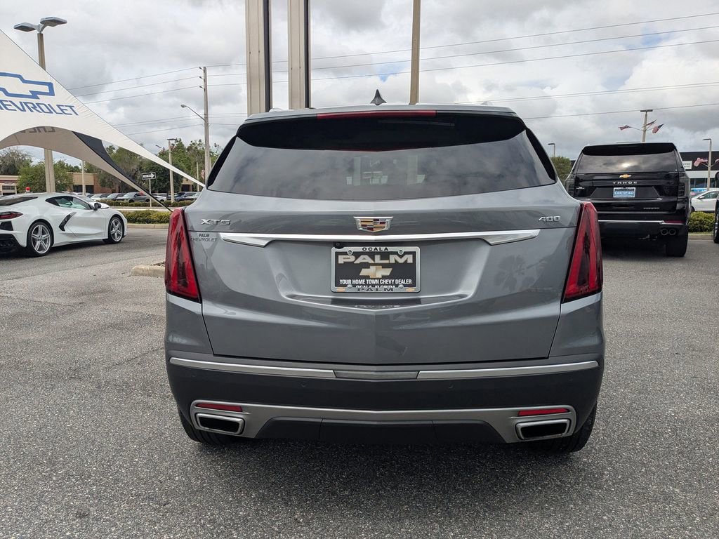 Used 2021 Cadillac XT5 Premium Luxury FWD image 4