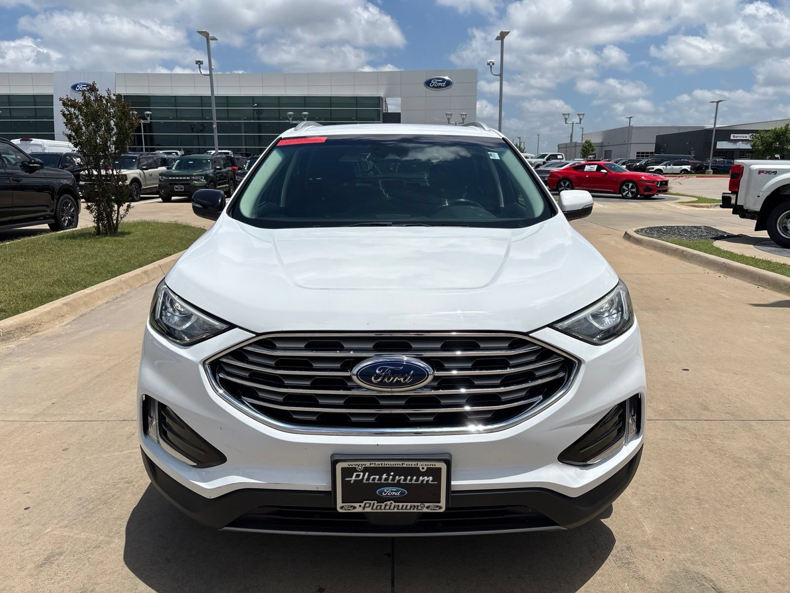 Used 2019 Ford Edge SEL w/ Equipment Group 201A FWD image 9