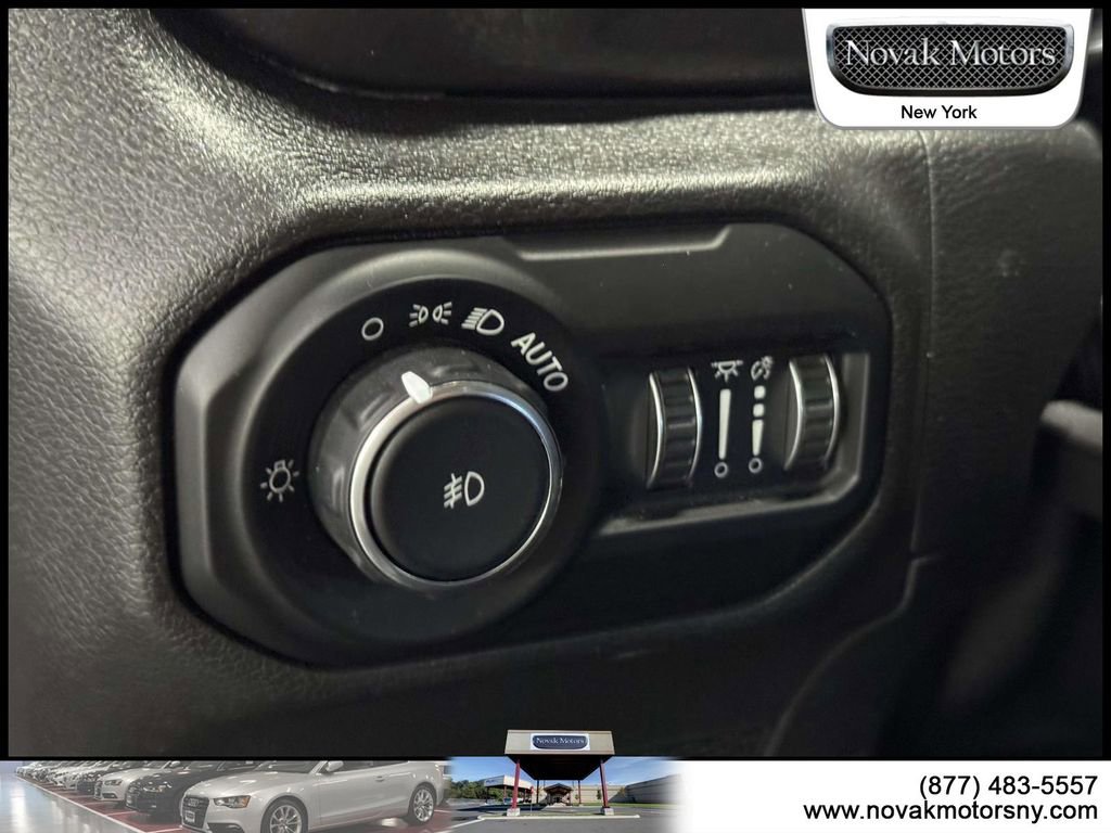 Used 2021 Jeep Wrangler Unlimited Sport image 15