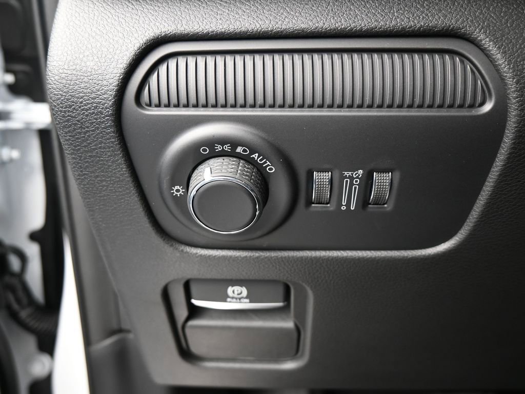 New 2026 Jeep Grand Wagoneer L Summit image 30