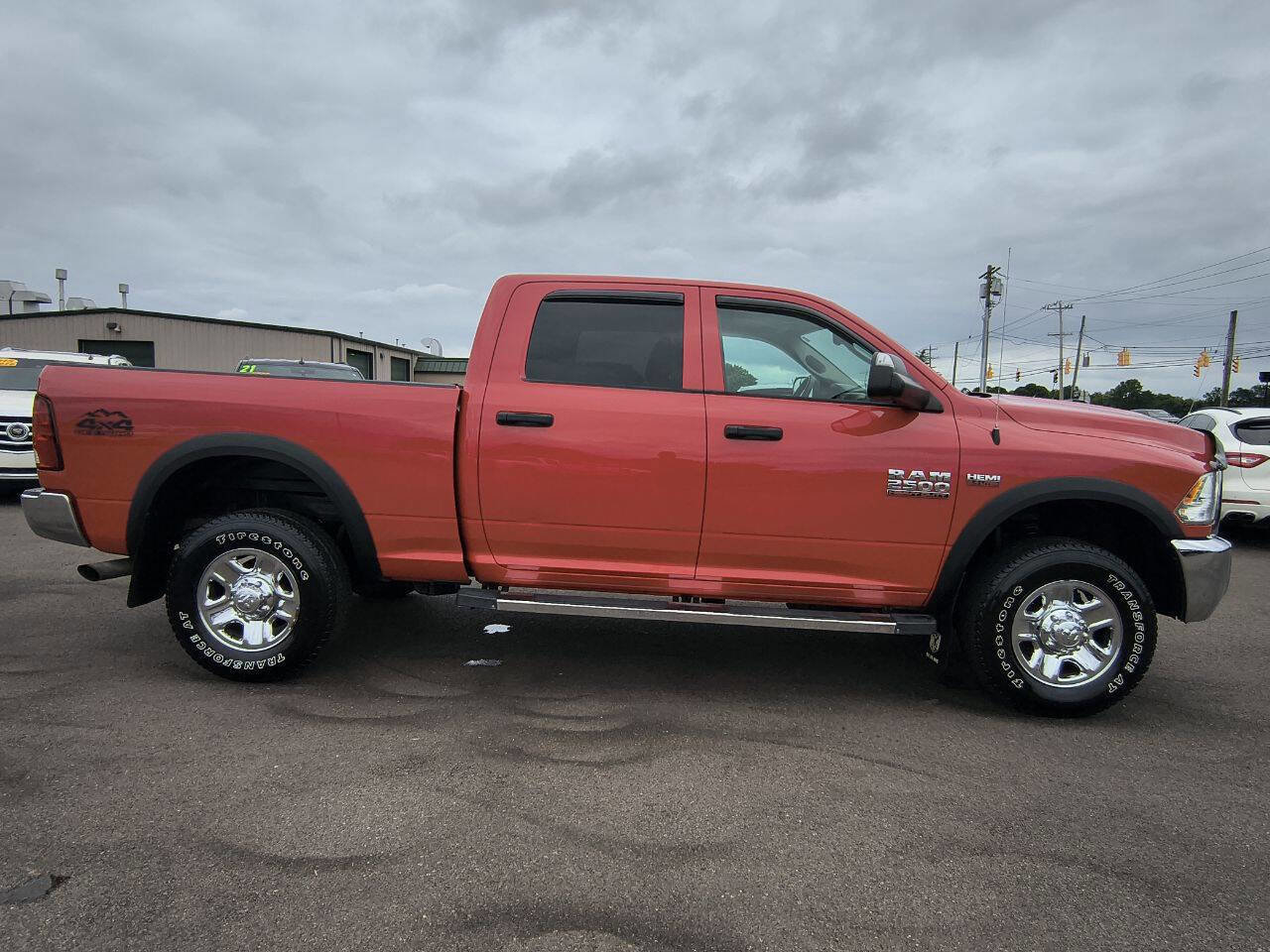 Used 2017 RAM 2500 Tradesman w/ Chrome Appearance Group image 5