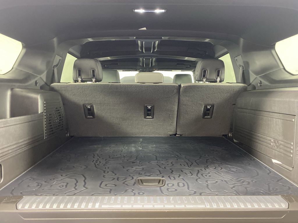 Used 2025 GMC Hummer EV 2X image 28