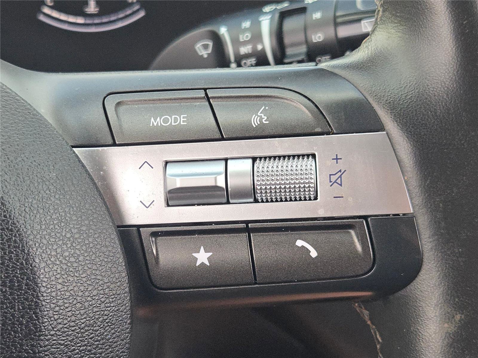 Used 2025 Hyundai Kona SEL AWD/4WD image 34