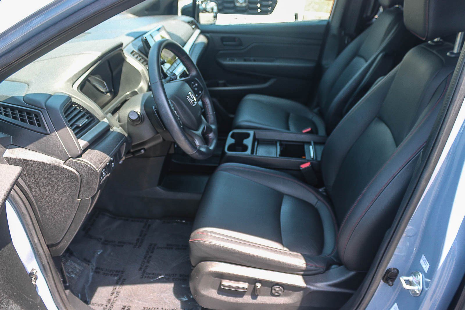 Used 2023 Honda Odyssey Sport image 18