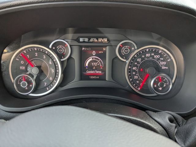 Used 2025 RAM 2500 Big Horn AWD/4WD image 3