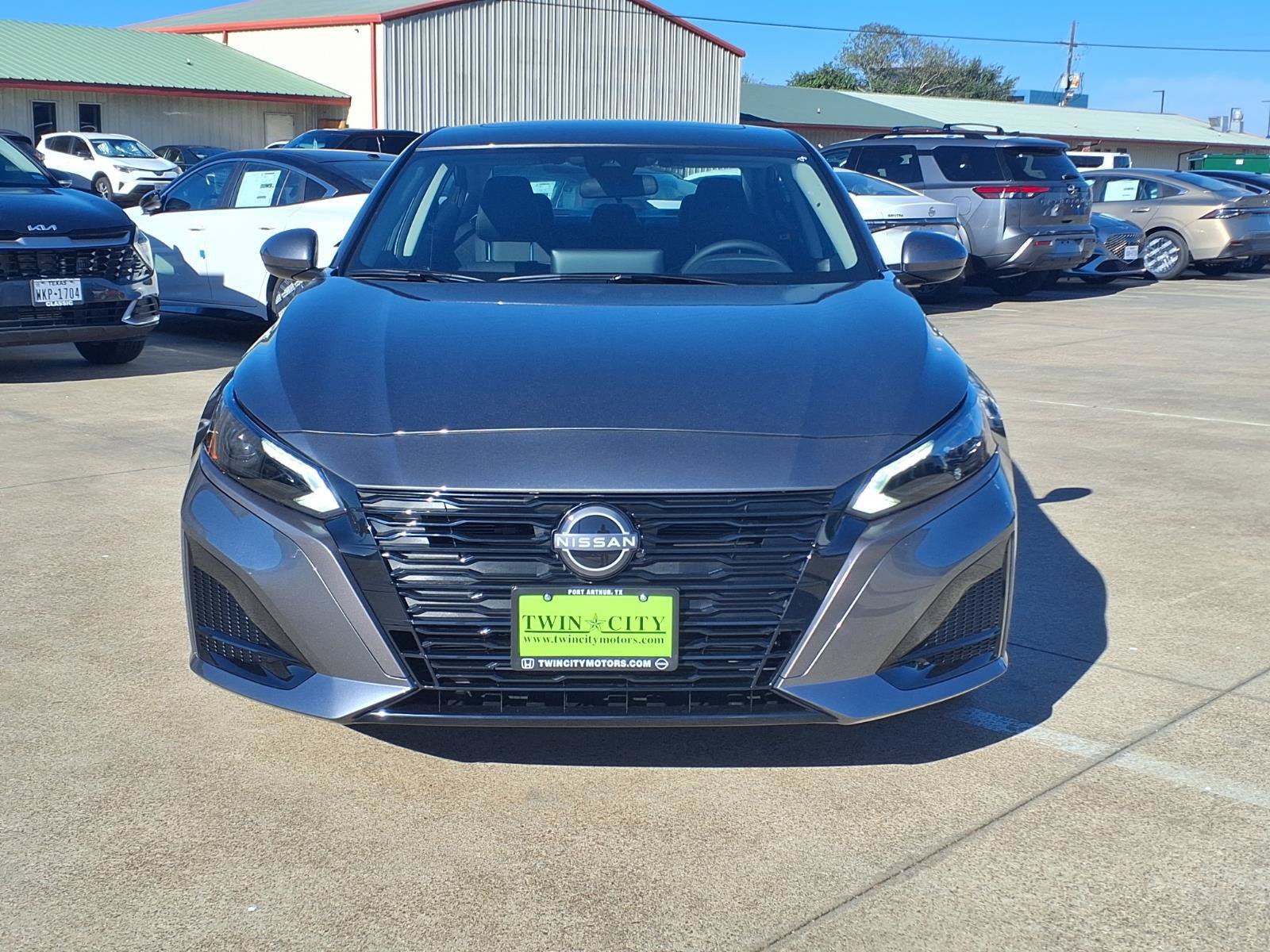 New 2026 Nissan Altima 2.5 SV w/ SV Premium Package FWD image 5
