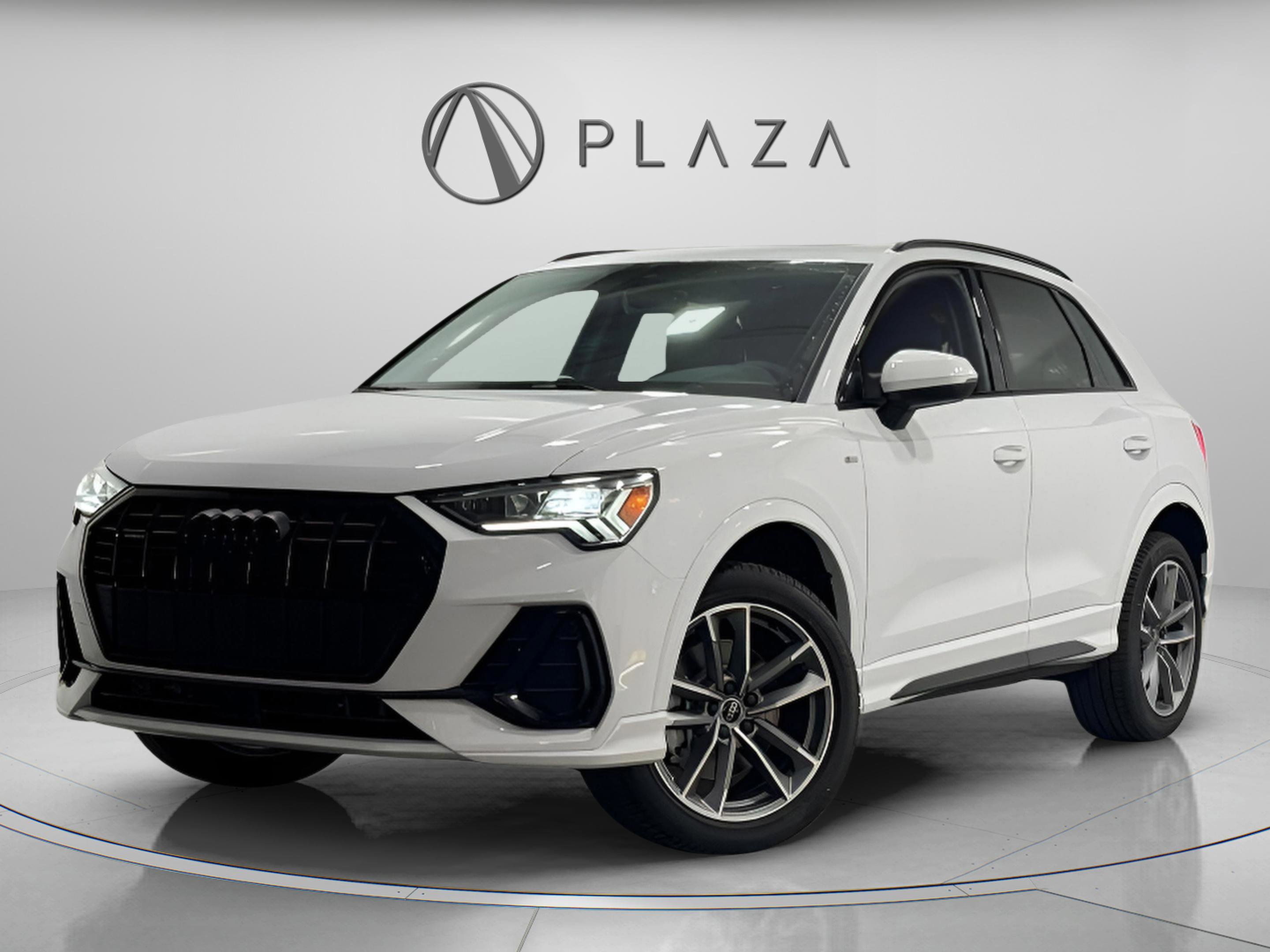 New 2025 Audi Q3 2.0T Premium