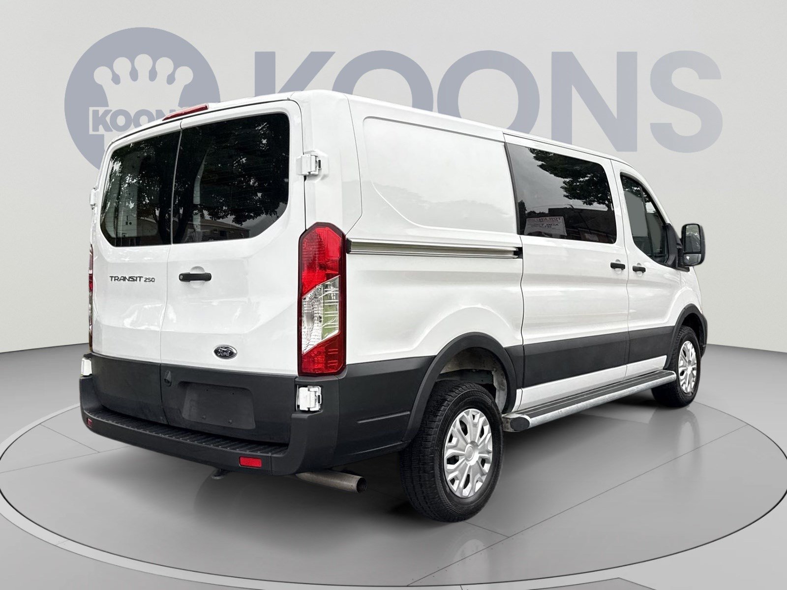Used 2025 Ford Transit 250 Low Roof w/ Exterior Upgrade Package RWD image 7