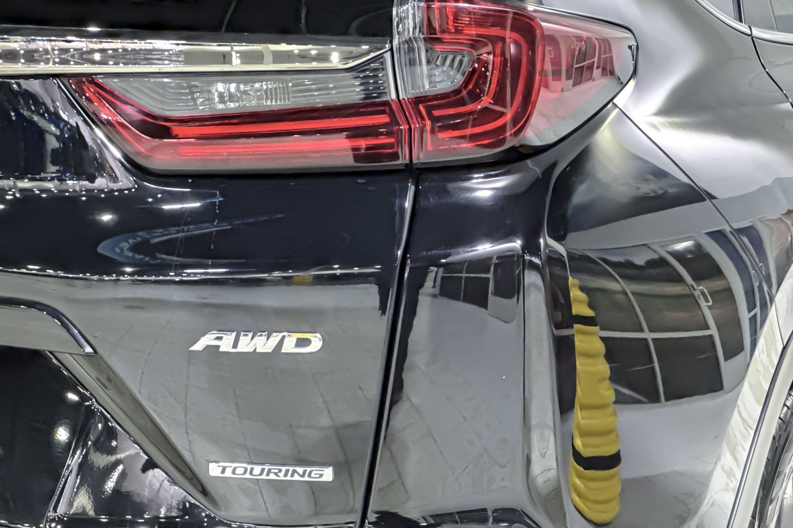 Used 2022 Honda CR-V Touring image 12