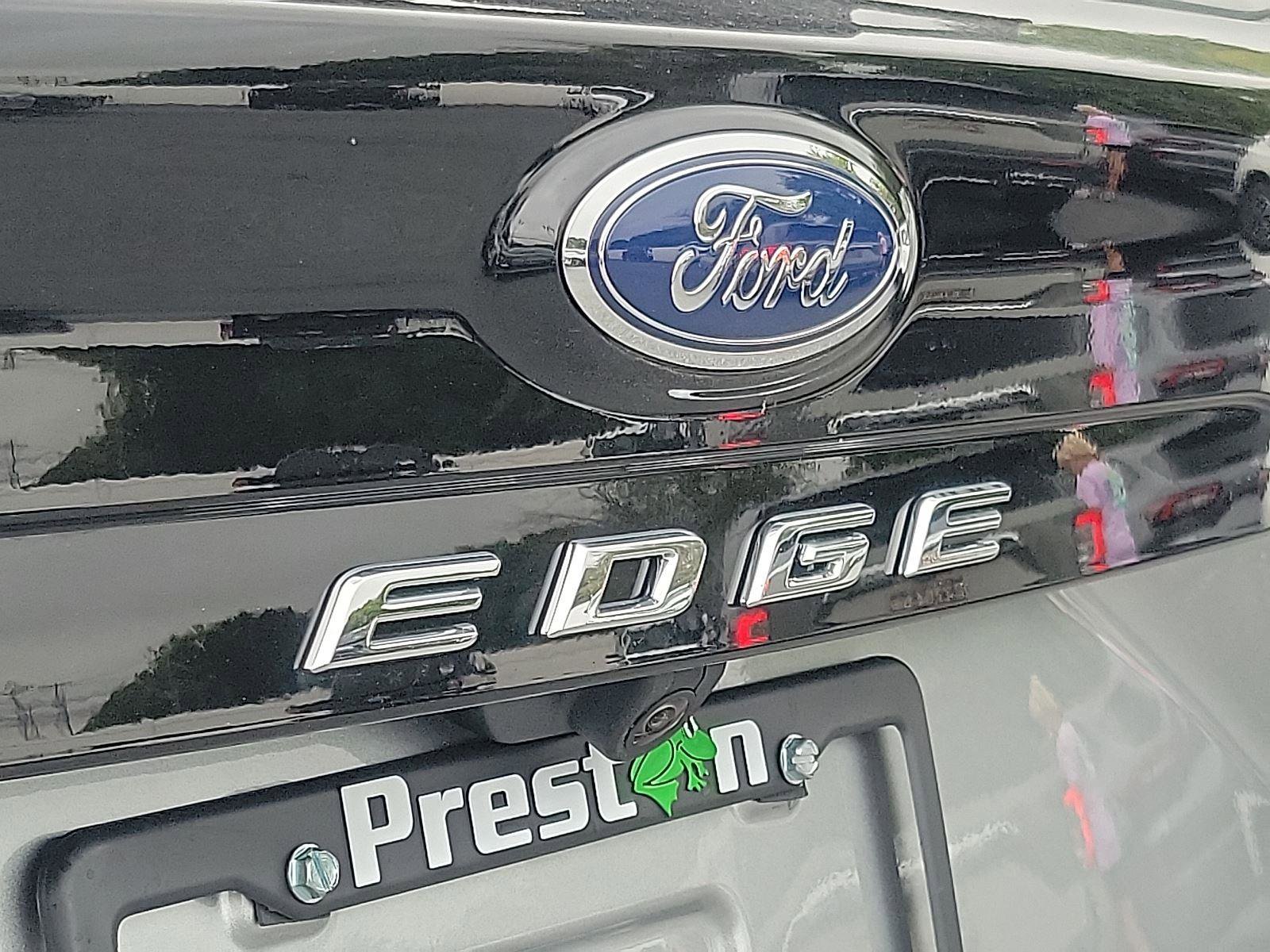 New 2024 Ford Edge SE image 17