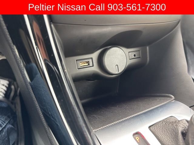 Used 2019 Buick Cascada Premium image 16