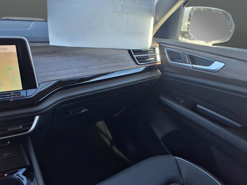 New 2026 Volkswagen Atlas SEL Premium R-Line image 33