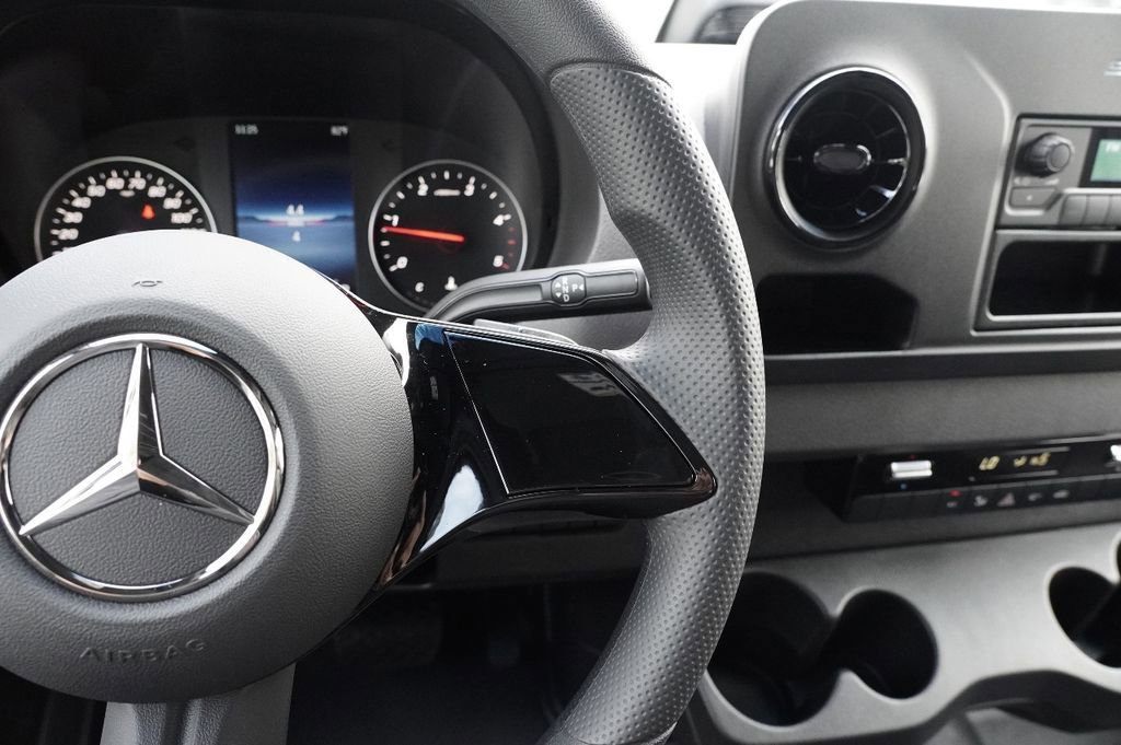 New 2026 Mercedes-Benz Sprinter 144 Cargo image 24