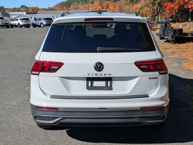 Used 2022 Volkswagen Tiguan S image 6